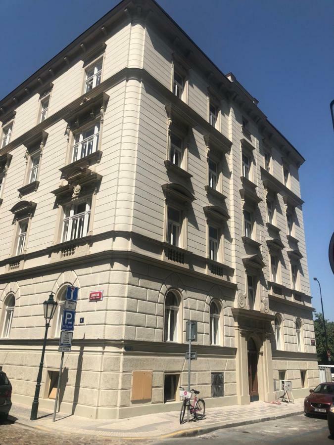 Old Town Spirit Aparthotel Πράγα Εξωτερικό φωτογραφία